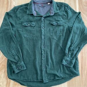 Woolrich Men’s XL Green Flannel Button Up Shirt 100% Cotton